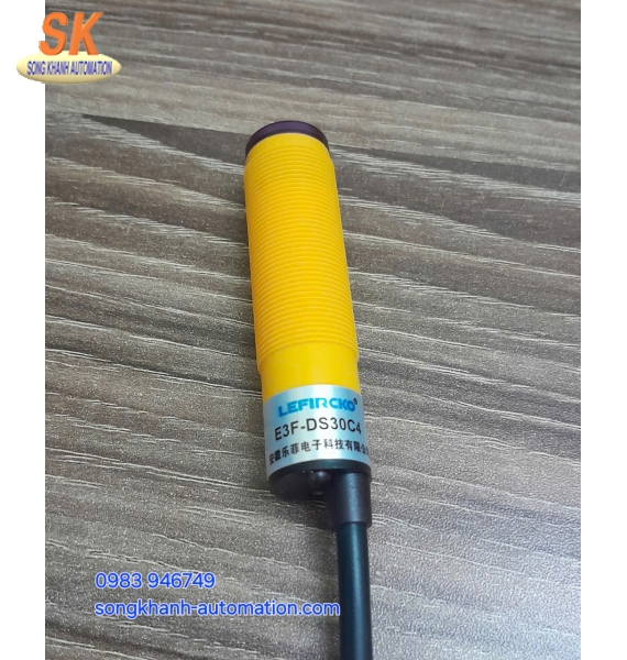 Cảm biến hồng ngoại thu phát chung E3F-DS30C4 ( NO-NPN)