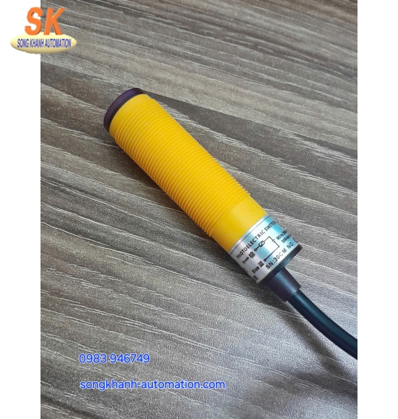 Cảm biến hồng ngoại thu phát chung E3F-DS30Y1 ( 2 dây - 220VAC)