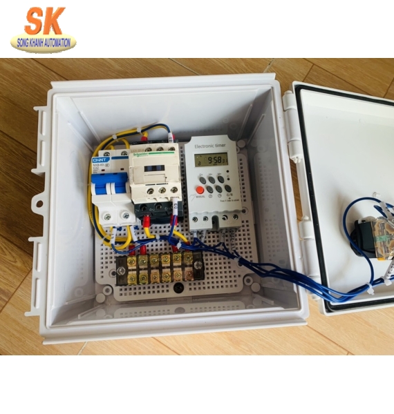 Tủ Điều Khiển Bơm hẹn giờ thời gian thực